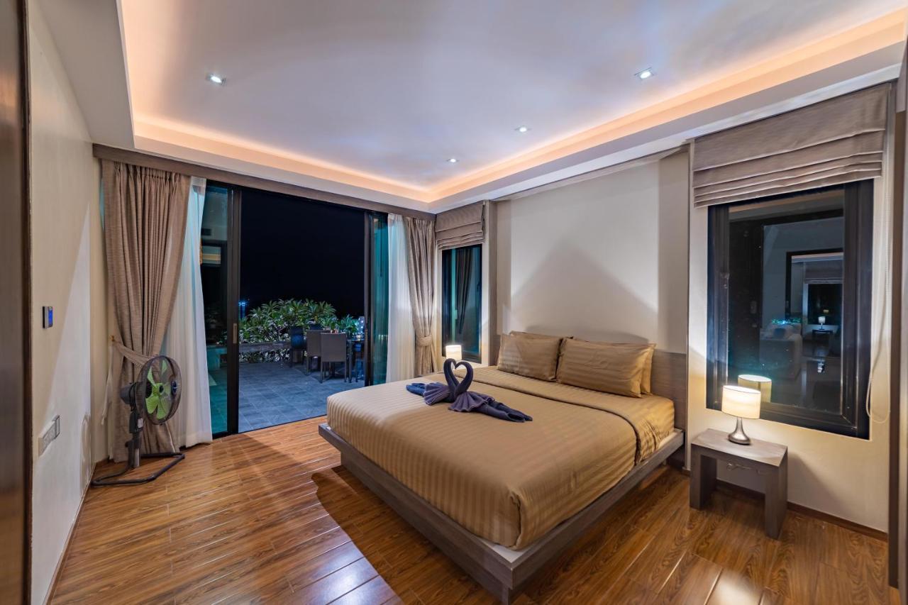 Beachfront Modern 4 Bedroom Pool Villa - Rv ホアヒン郡 エクステリア 写真