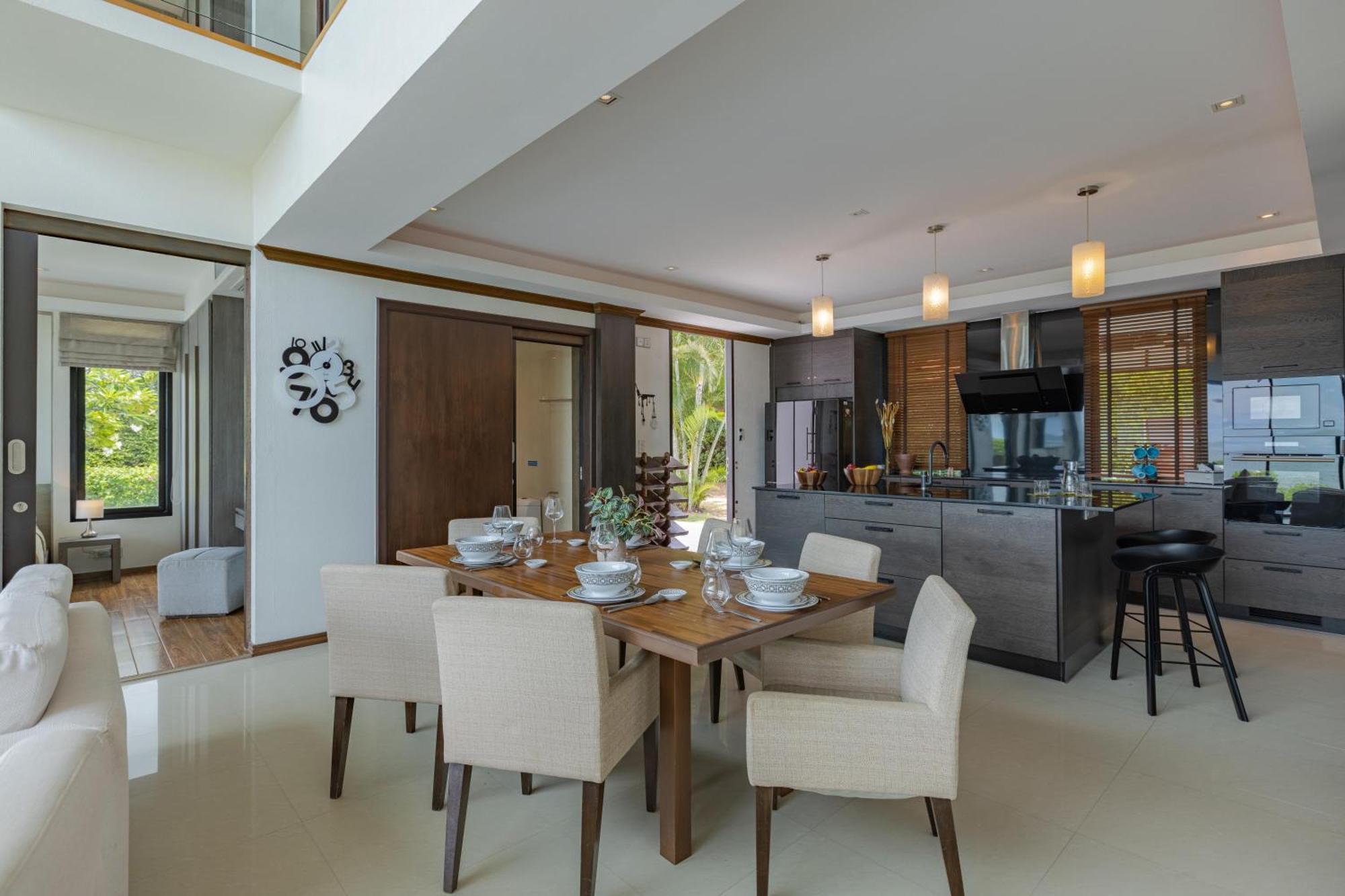 Beachfront Modern 4 Bedroom Pool Villa - Rv ホアヒン郡 エクステリア 写真