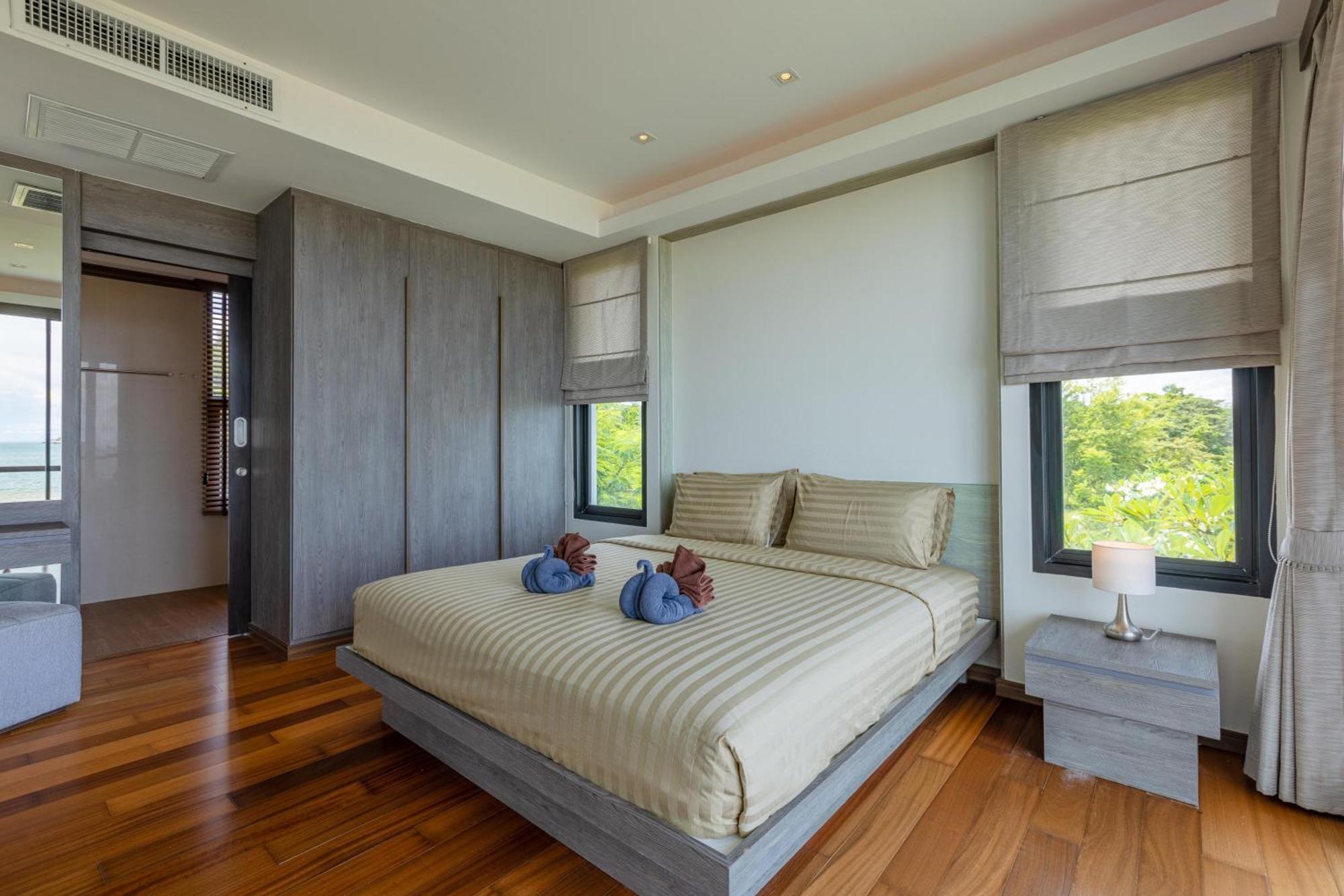 Beachfront Modern 4 Bedroom Pool Villa - Rv ホアヒン郡 エクステリア 写真