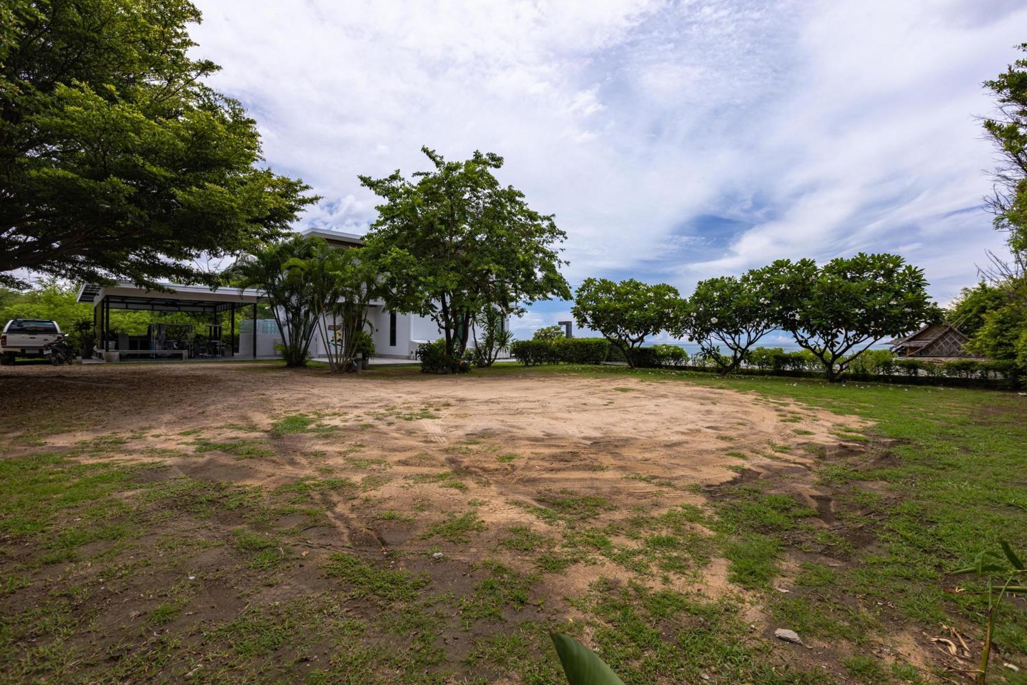 Beachfront Modern 4 Bedroom Pool Villa - Rv ホアヒン郡 エクステリア 写真