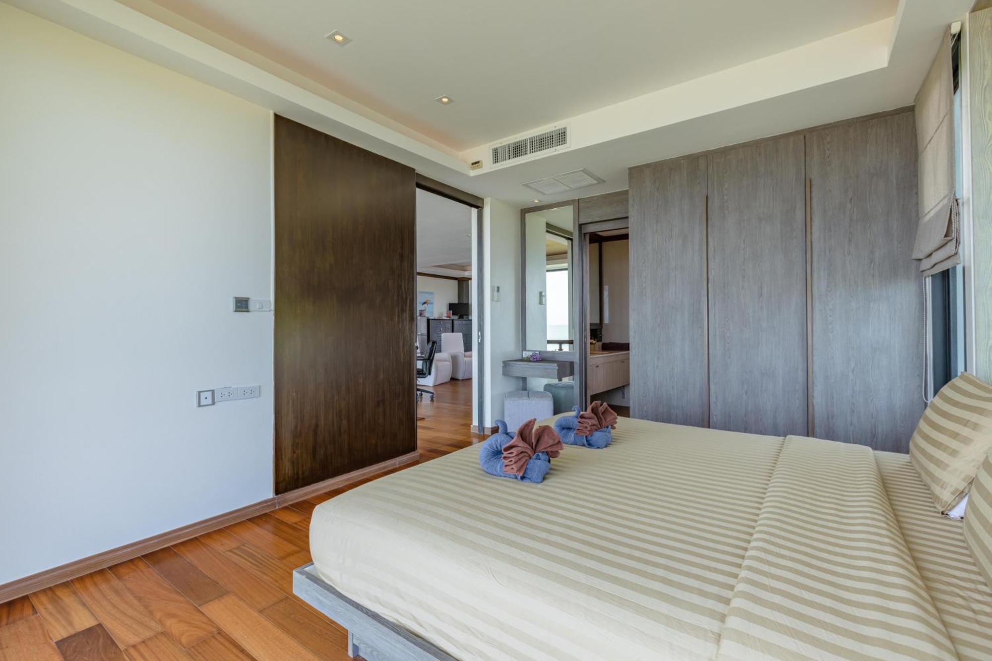 Beachfront Modern 4 Bedroom Pool Villa - Rv ホアヒン郡 エクステリア 写真