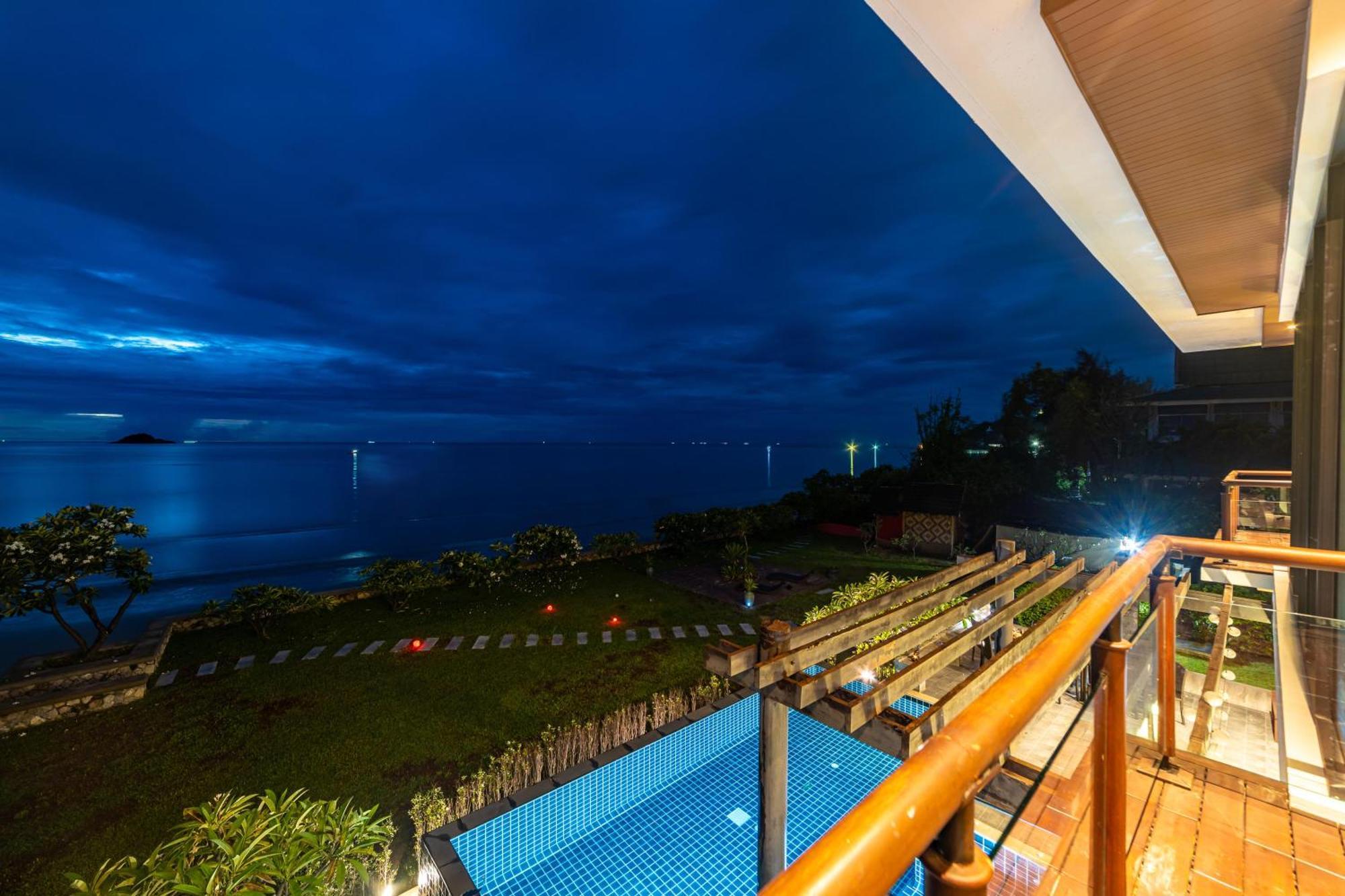 Beachfront Modern 4 Bedroom Pool Villa - Rv ホアヒン郡 エクステリア 写真